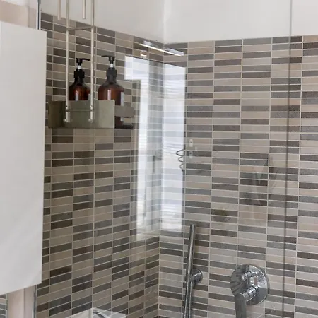 Blue's Place - Vicino Stazione Chiasso Apartman Como