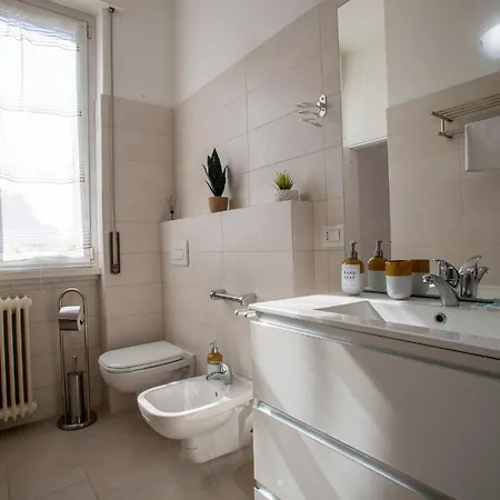 Blue's Place - Vicino Stazione Chiasso Apartman Como